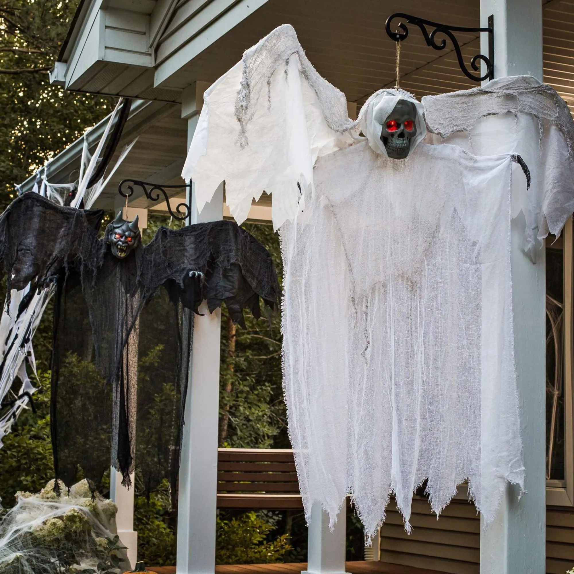 Party City Hanging Decorations|Light-Up White Winged Reaper Decoration