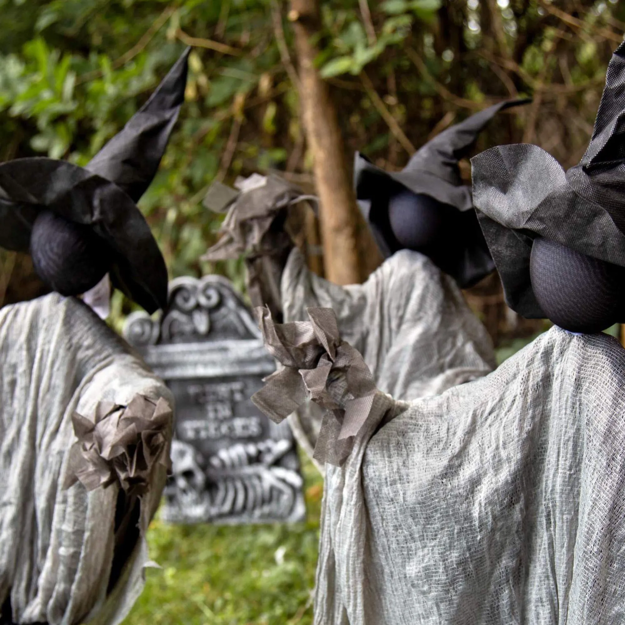 Party City Tombstones & Fencing|Rest In Pieces Skeleton Tombstone