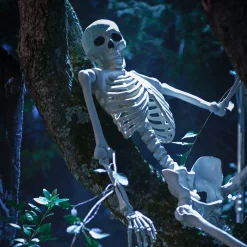 Party City Skeletons|Yorrik The Skeleton's Grave Halloween Decorating Kit